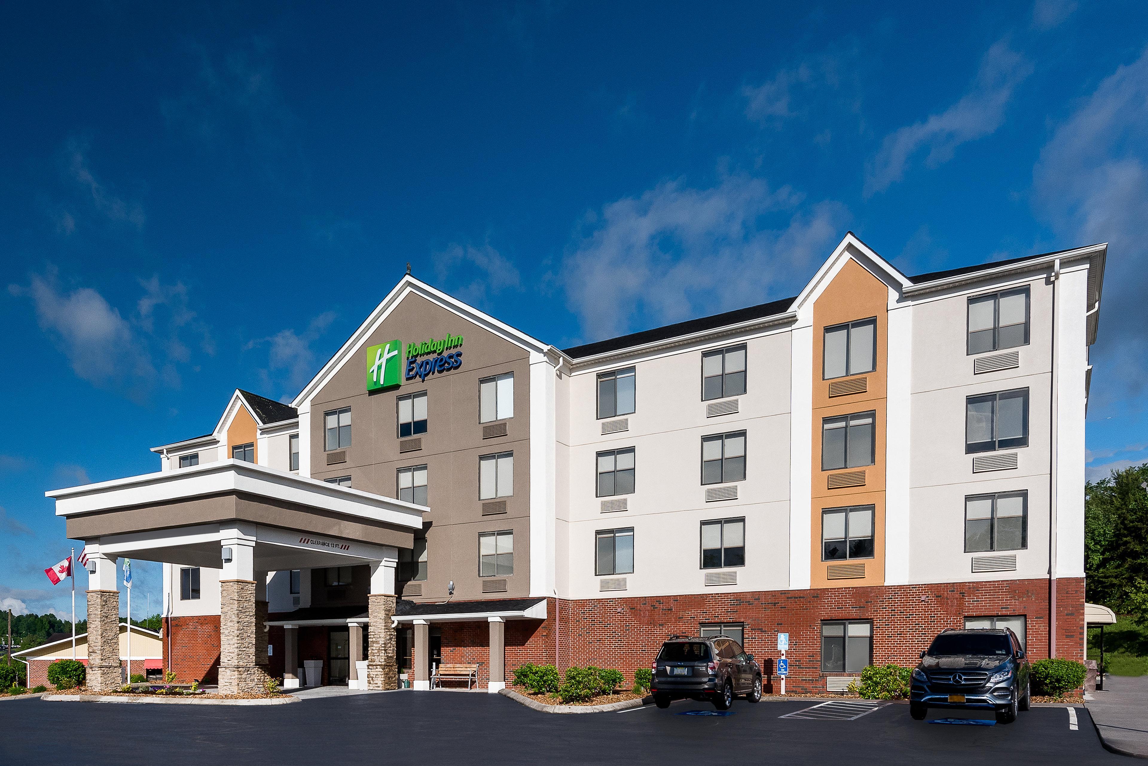 Holiday Inn Express Hillsville By Ihg Dış mekan fotoğraf