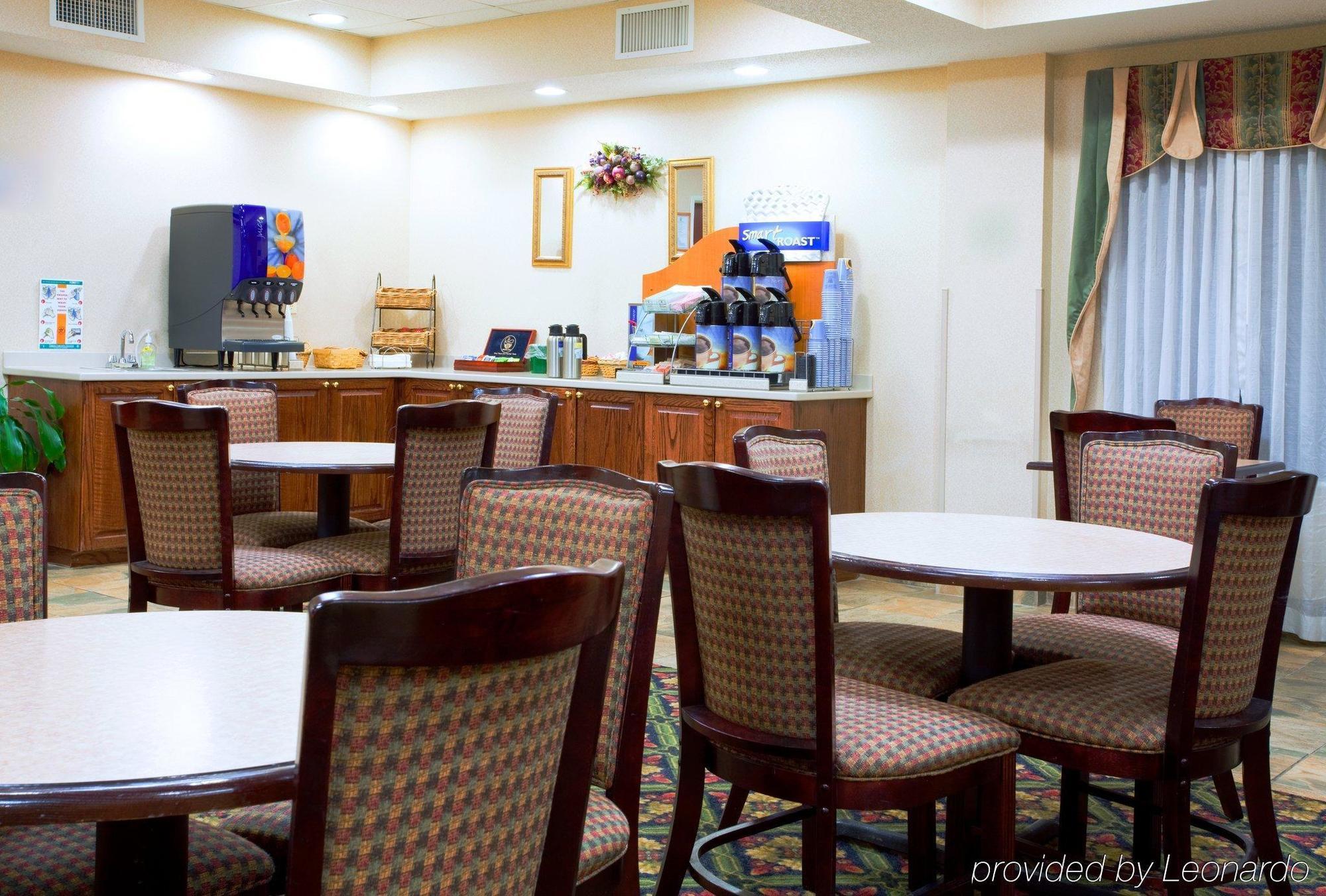 Holiday Inn Express Hillsville By Ihg Dış mekan fotoğraf